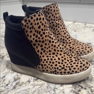 Qupid Black and Tan Leopard Print Wedges